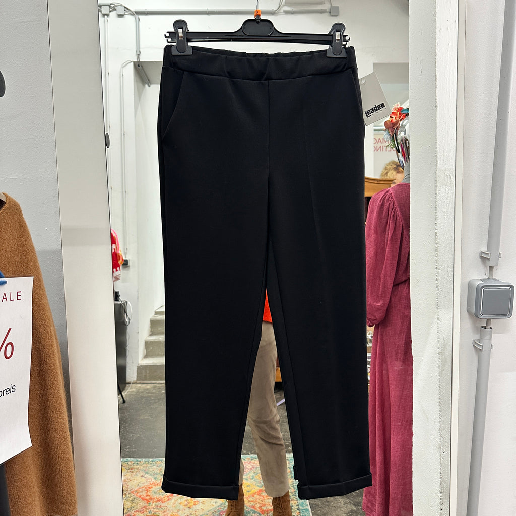 hose schmal, Umschlag